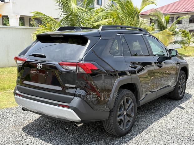 Toyota RAV4 Adventure AWD 2023 Black