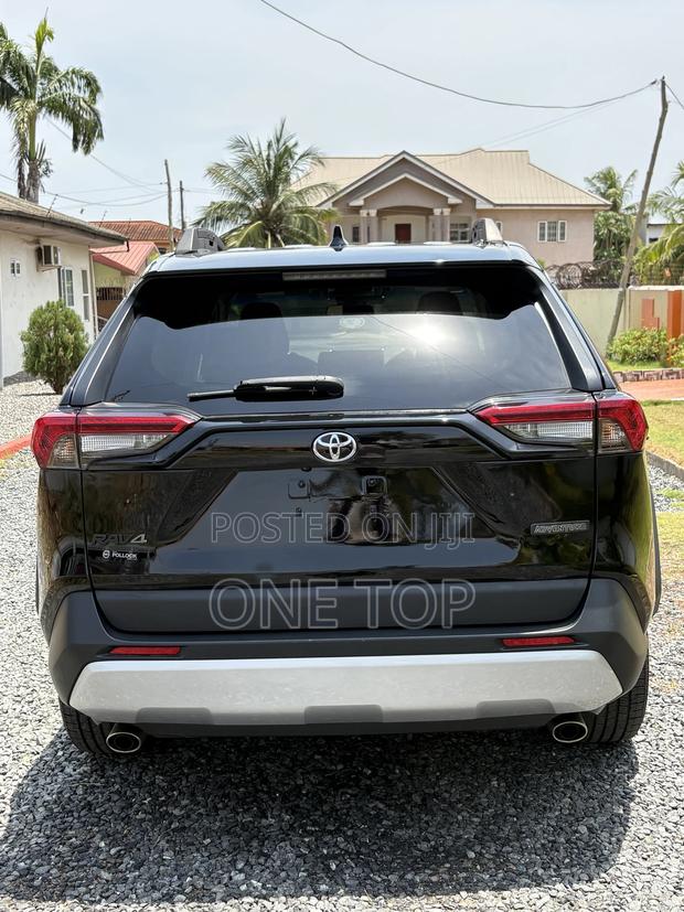 Toyota RAV4 Adventure AWD 2023 Black
