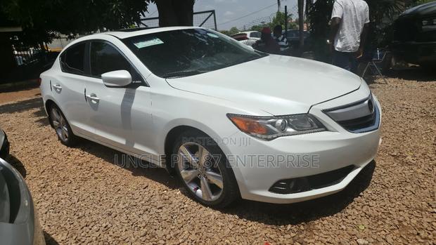 Acura ILX Base FWD (2.0L 4cyl 5A) 2015 White