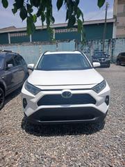 Toyota RAV4 2021 White for sale