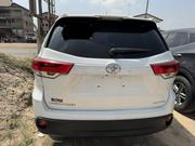 Toyota Highlander 2017 White for sale