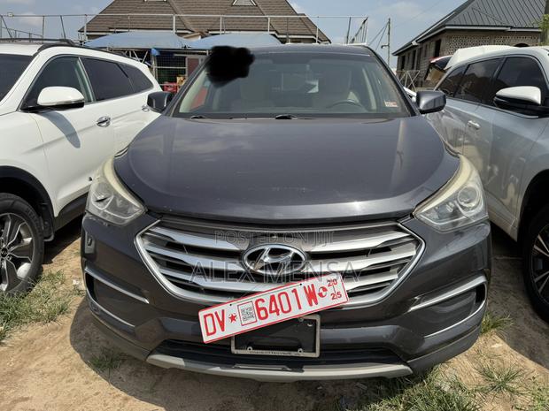 Hyundai Santa Fe 2018 Gray