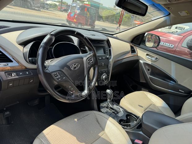 Hyundai Santa Fe 2014 White