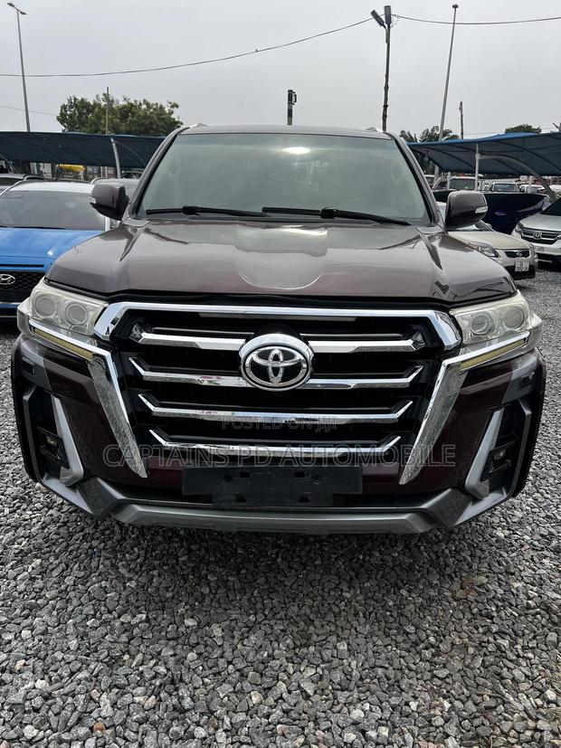 Toyota Land Cruiser 4.0 V6 GX-R 2011