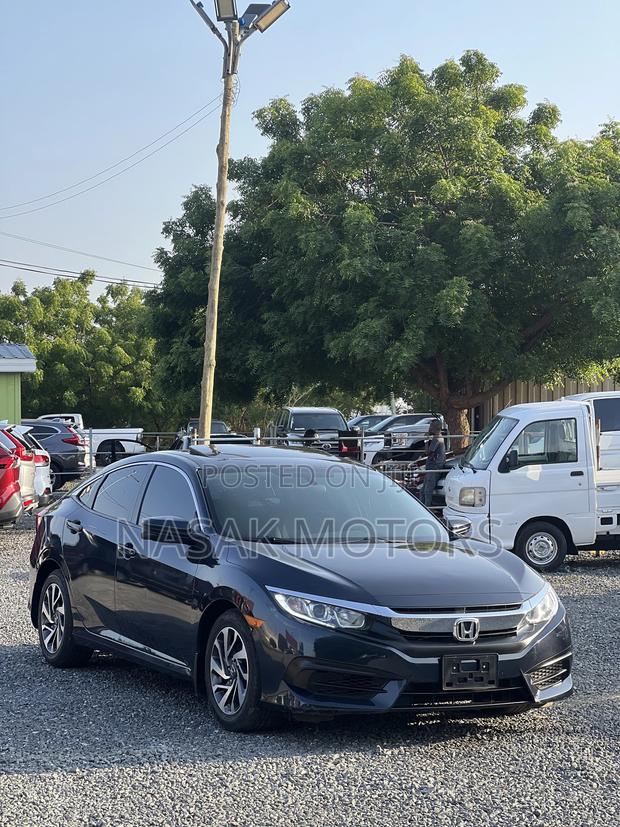 Honda Civic EX 4dr Sedan (2.0L 4cyl) 2017 Gray