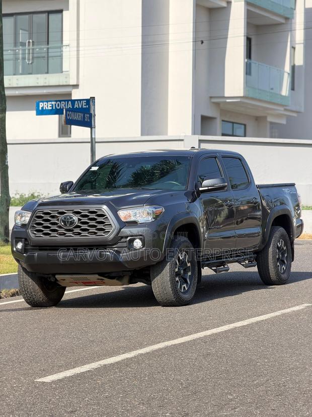 Toyota Tacoma TRD Off Road Double Cab 6' Bed V6 AT 2023 Gray