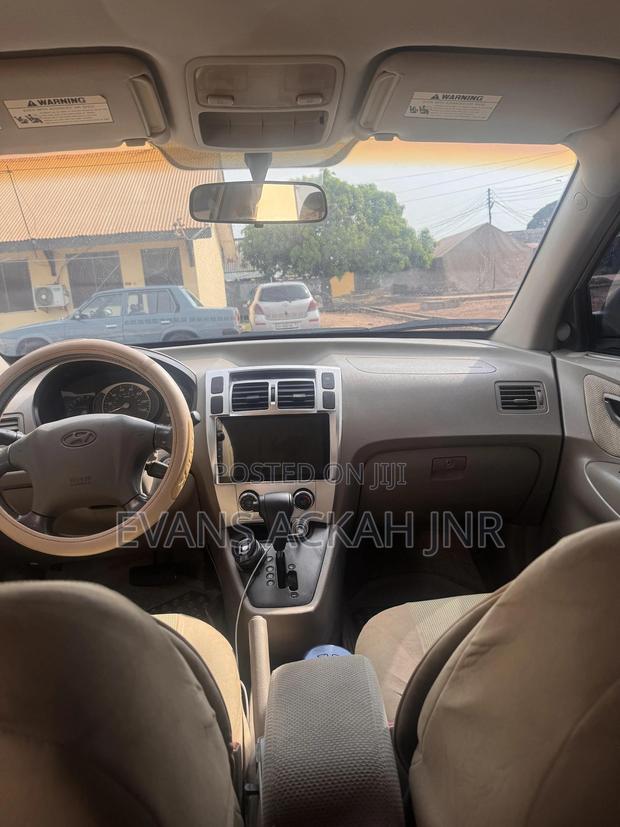Hyundai Tucson 2005 Gold