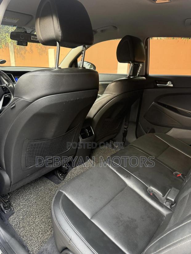 Hyundai Tucson SEL AWD 2018 Silver