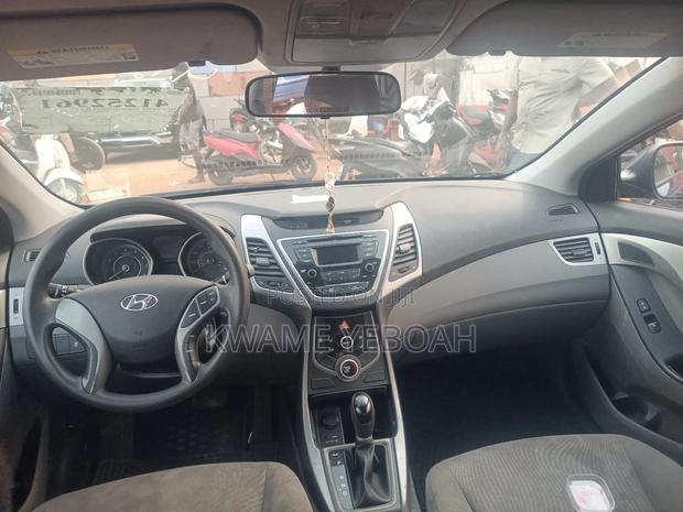 Hyundai Elantra Limited Sedan FWD (1.8L 4cyl 6A) 2016 Blue