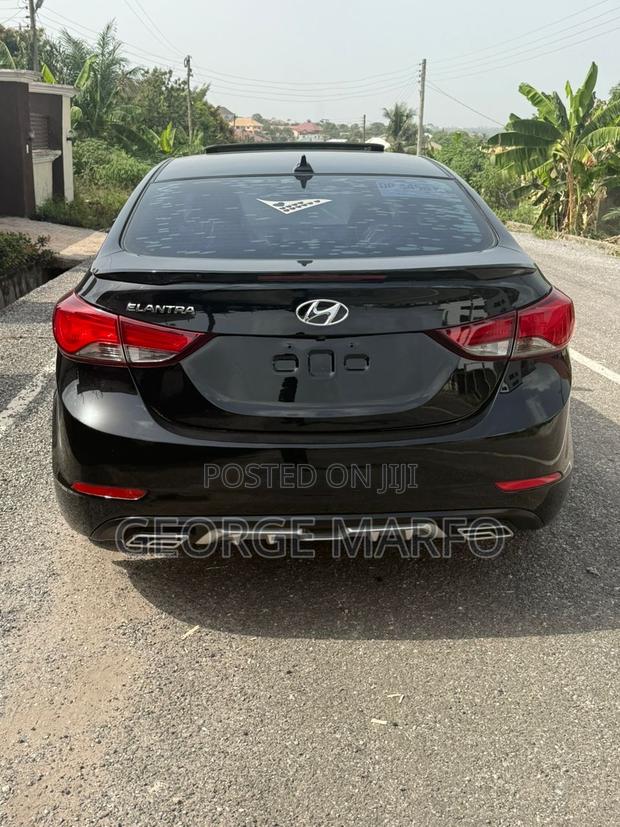 Hyundai Elantra 2016 Black