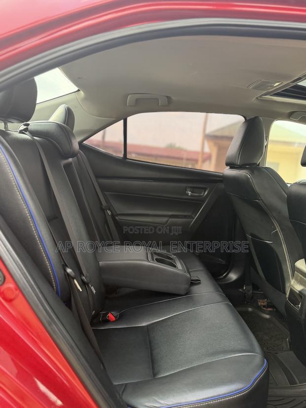 Toyota Corolla XSE (1.8L 4cyl 2A) 2019 Red
