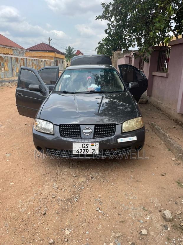 Nissan Sentra SE-R 2002 Ivory