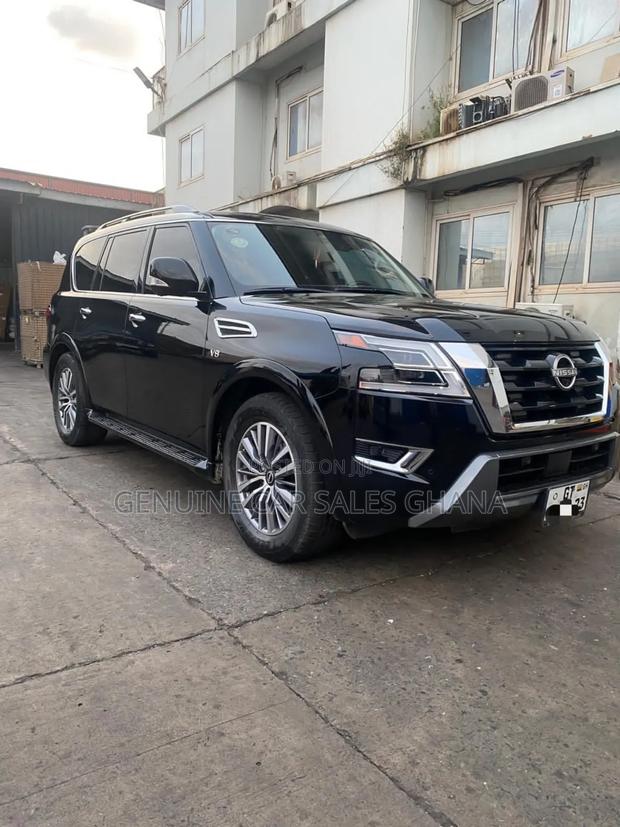 Nissan Armada Platinum 2023 Black