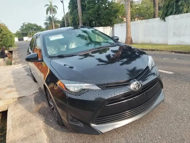 Toyota Corolla LE Eco (1.8L 4cyl 2A) 2019 Gray