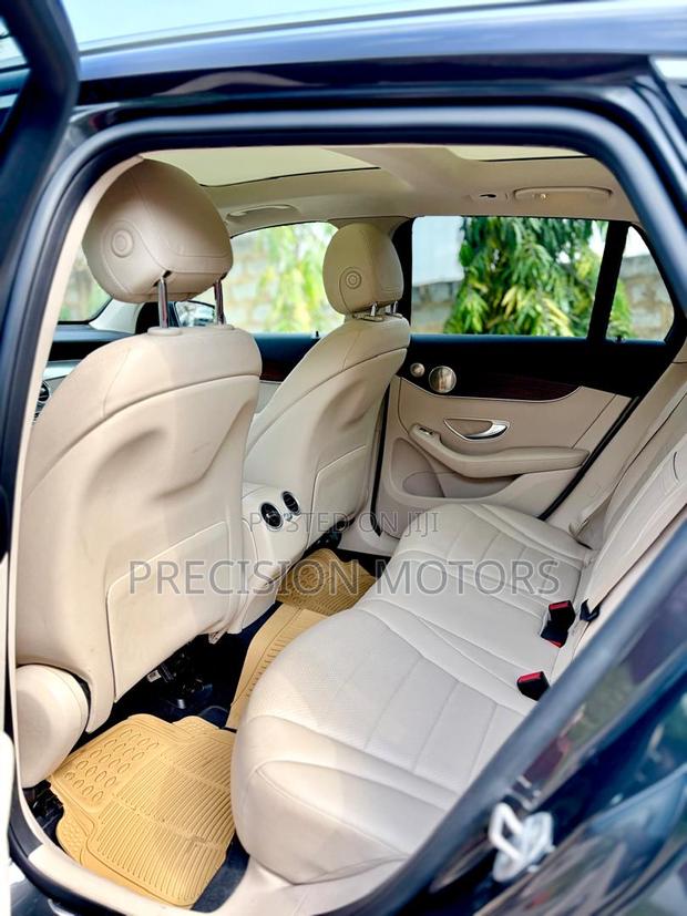 Mercedes-Benz GLC-Class 2021 Black