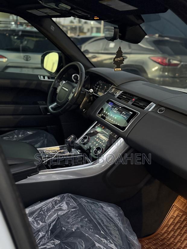 Land Rover Range Rover Sport HSE 2019 White