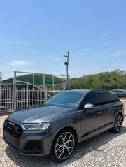 Audi Q7 2021 Gray for sale