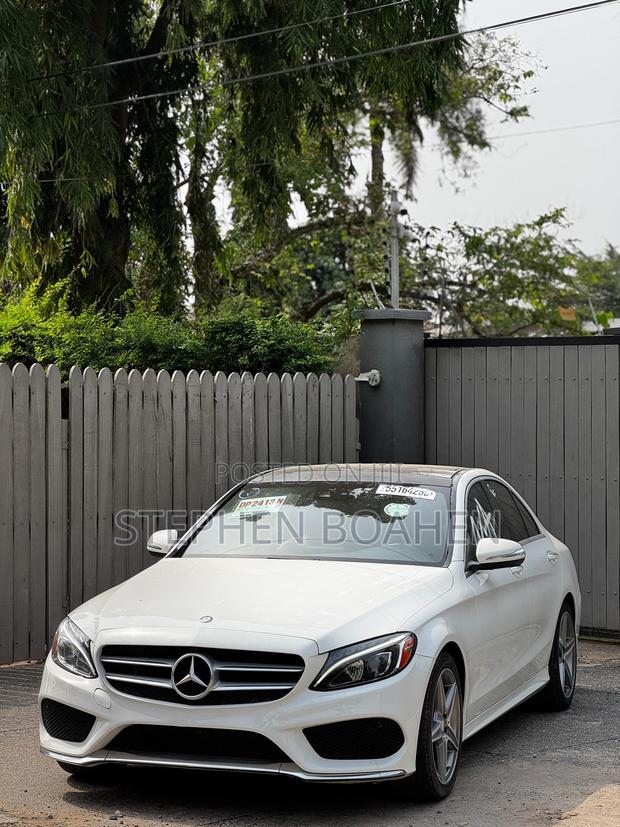 Mercedes-Benz C300 Base 4Matic Sedan AWD (2.0L 4cyl 7A) 2017 White