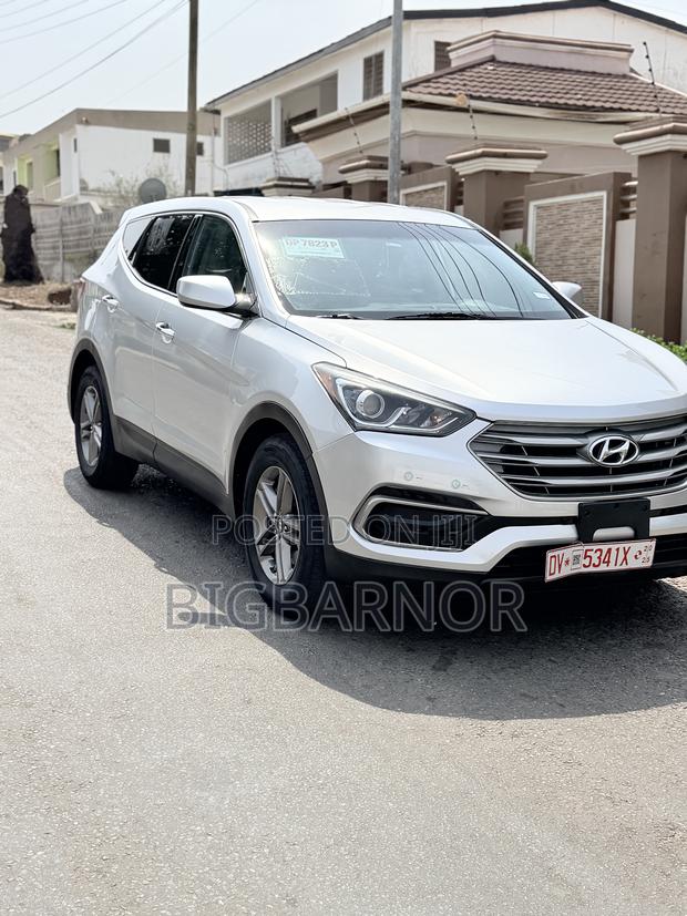 Hyundai Santa Fe SE AWD 2017 Silver