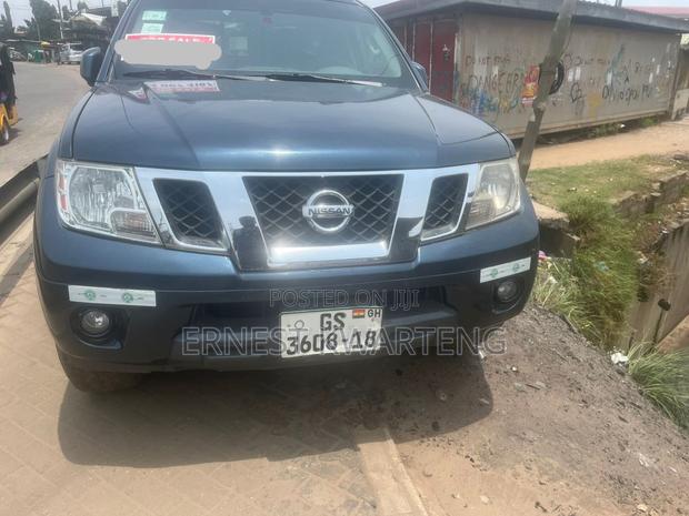 Nissan Frontier 2016 Black