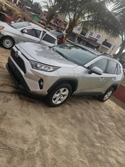 Toyota RAV4 XLE 2021 Silver for sale