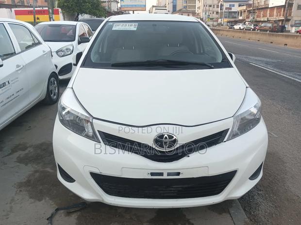 Toyota Yaris 2013 White