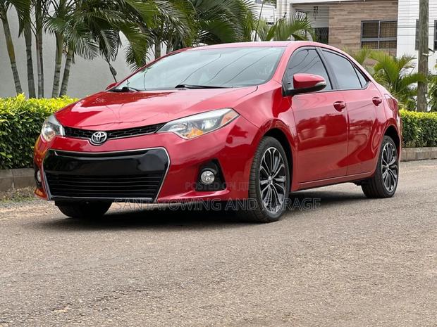 Toyota Corolla S Premium 4dr Sedan (1.8L 4cyl CVT) 2015 Red