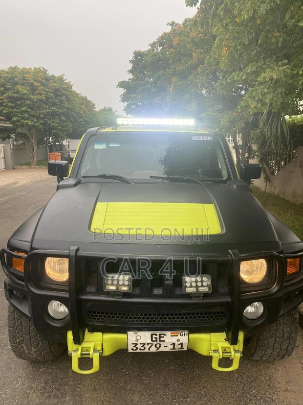 Hummer H3 SUV H3X 2010 Yellow