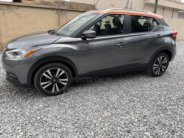 Nissan Kicks SV 2018 Silver