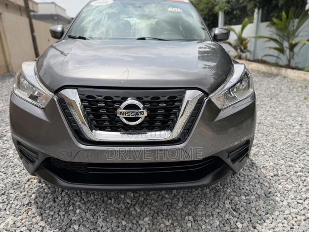 Nissan Kicks SV 2018 Silver