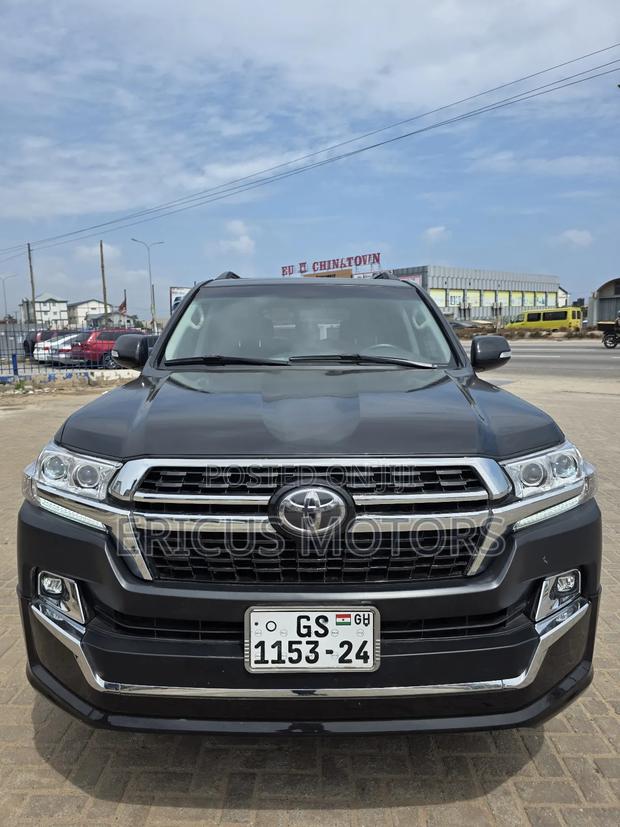 Toyota Land Cruiser 4.0 V6 GX-R 2012 Black