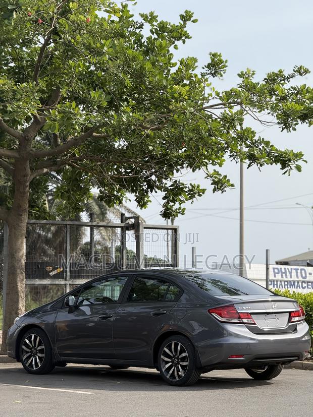 Honda Civic EX-L 4dr Sedan (1.8L 4cyl CVT) 2014 Gray