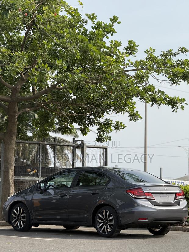 Honda Civic EX-L 4dr Sedan (1.8L 4cyl CVT) 2014 Gray