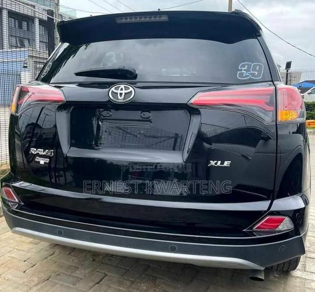 Toyota RAV4 2018 Black