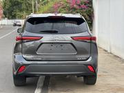 Toyota Highlander XLE 2022 Gray for sale