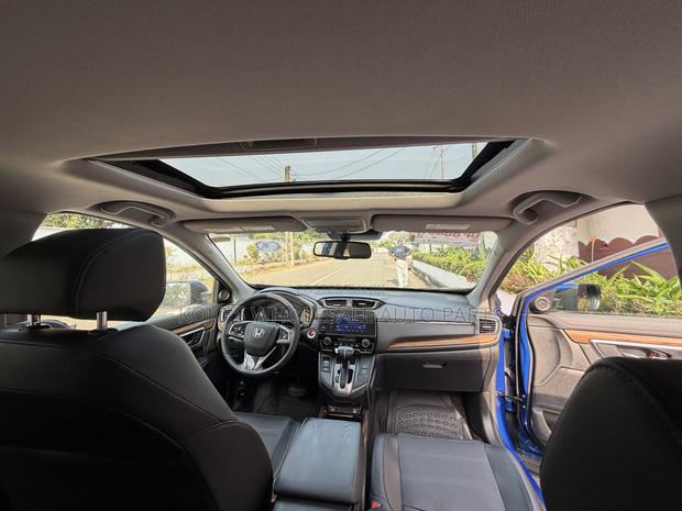 Honda CR-V Touring 2022 Blue