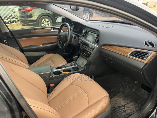 Hyundai Sonata Limited Sedan FWD (2.4L 4cyl 6A) 2017 Black