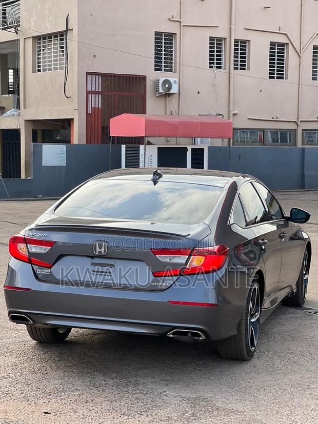 Honda Accord Sport 2.0T 2020 Gray