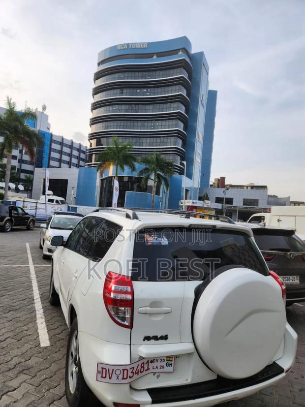 Toyota RAV4 2.5 Limited 4x4 2012 White