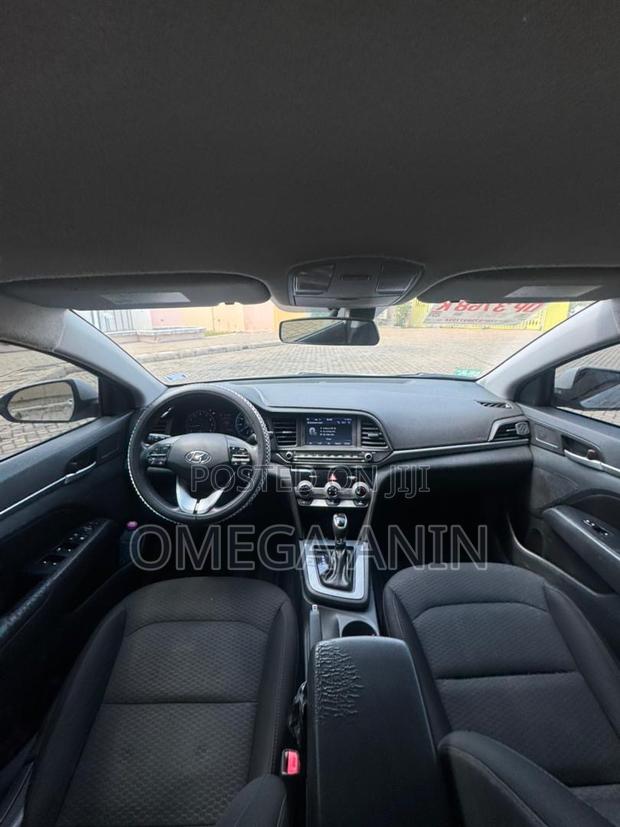 Hyundai Elantra Sport 2019 White