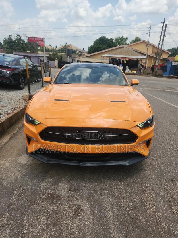 Ford Mustang GT Fastback 2018 Orange