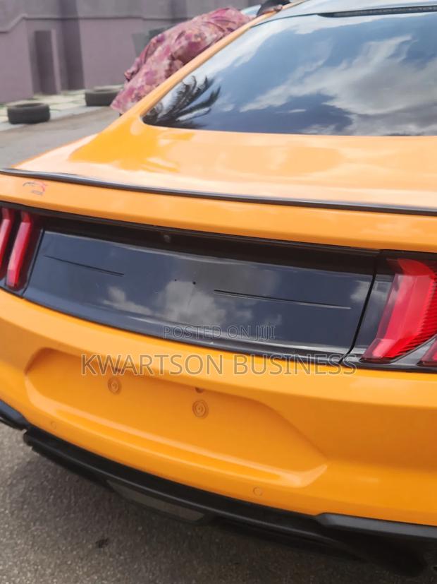 Ford Mustang GT Fastback 2018 Orange