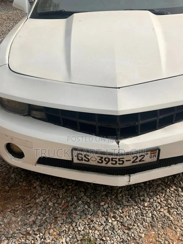 Chevrolet Camaro Coupe LS 2013 White