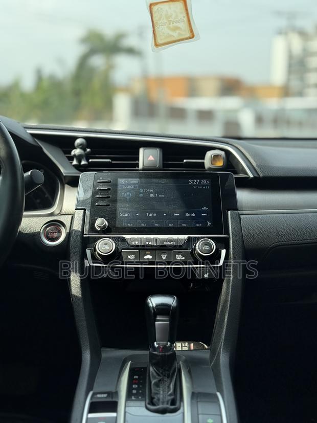 Honda Civic EX Sedan 2020 White