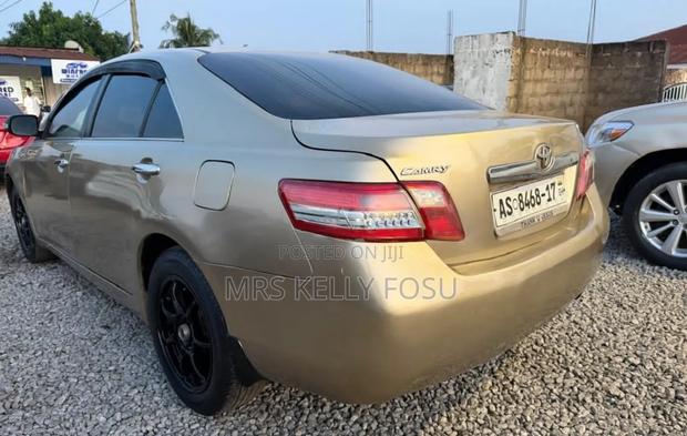 Toyota Camry LE 4dr Sedan (2.4L 4cyl 5A) 2009 Gold