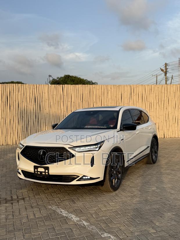 Acura MDX w/A-Spec Package 2024 White