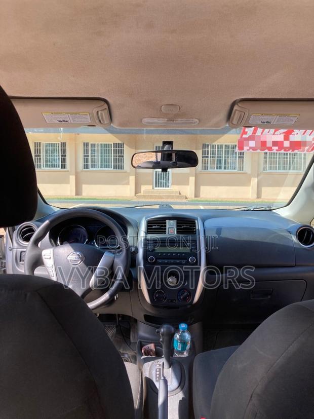 Nissan Versa 2015 Silver
