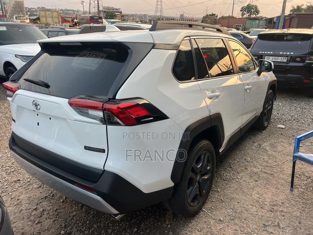 Toyota RAV4 Adventure AWD 2023 White