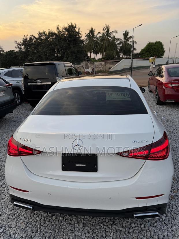 Mercedes-Benz C300 2022 White
