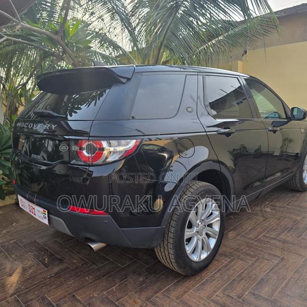 Land Rover Discovery Sport 2019 Black